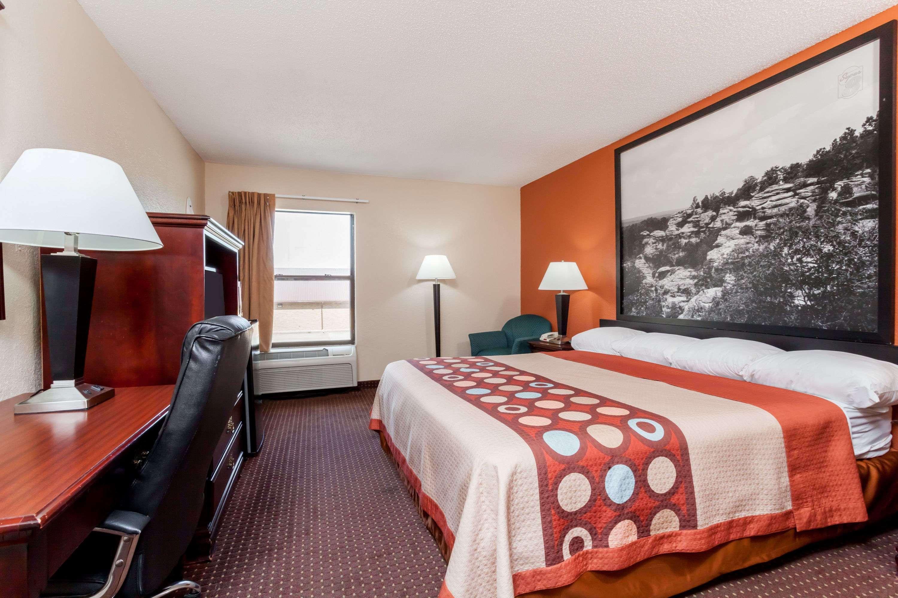 Super 8 By Wyndham Harrisburg Hotel Luaran gambar
