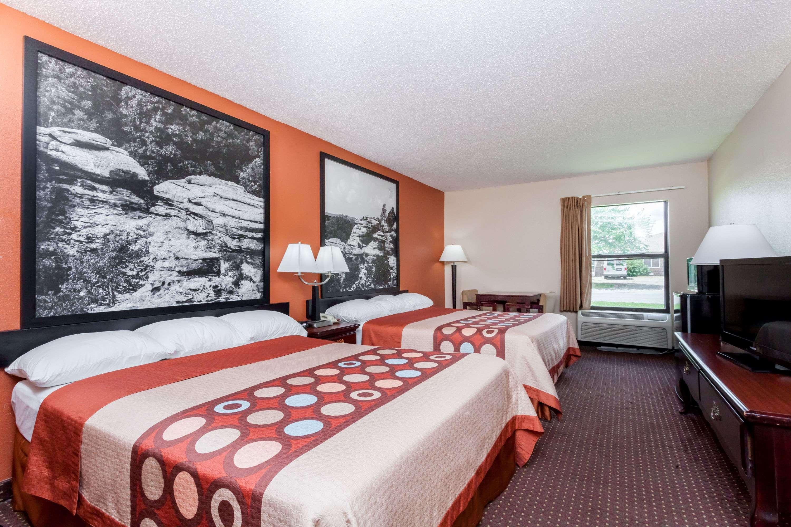 Super 8 By Wyndham Harrisburg Hotel Luaran gambar