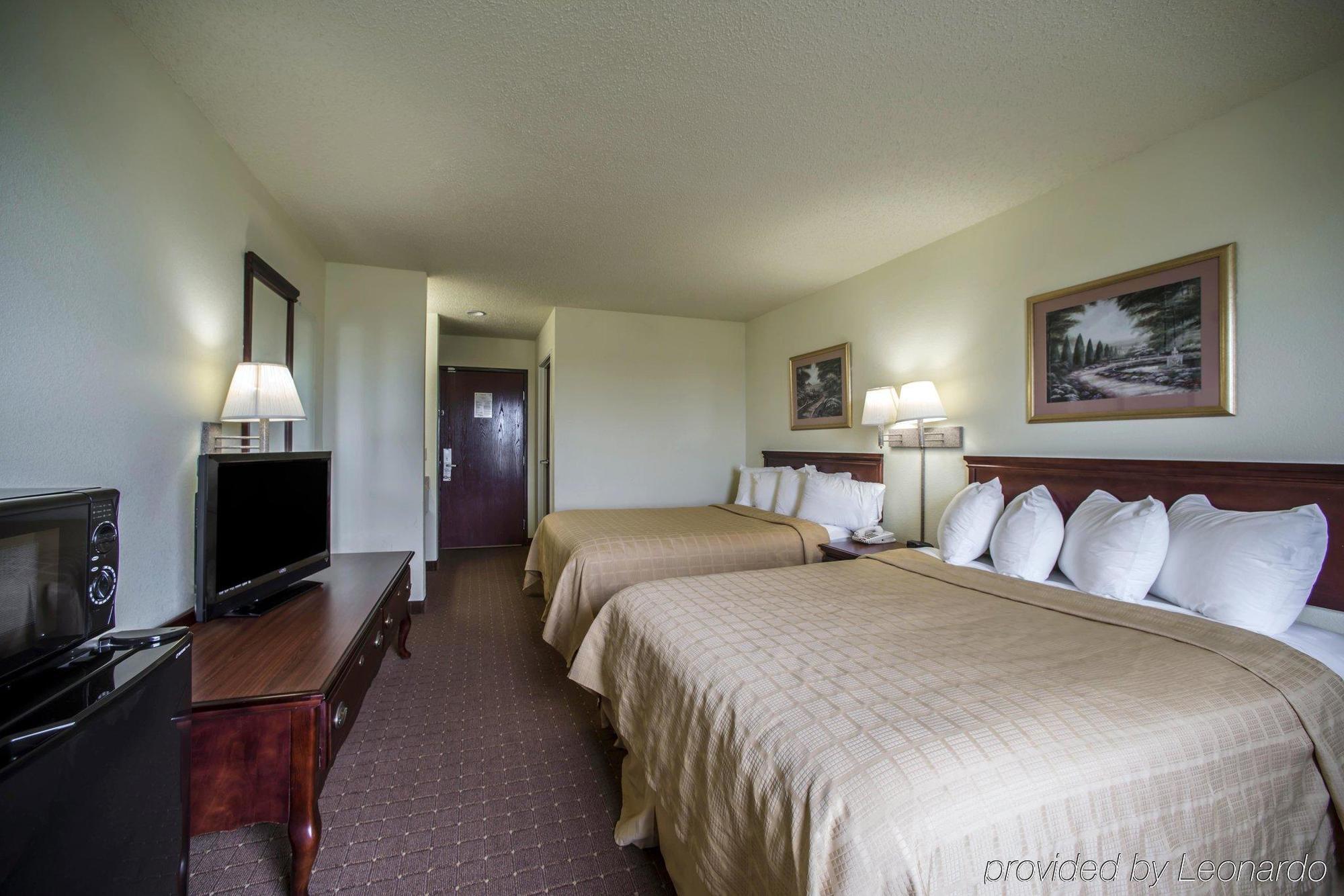 Super 8 By Wyndham Harrisburg Hotel Luaran gambar