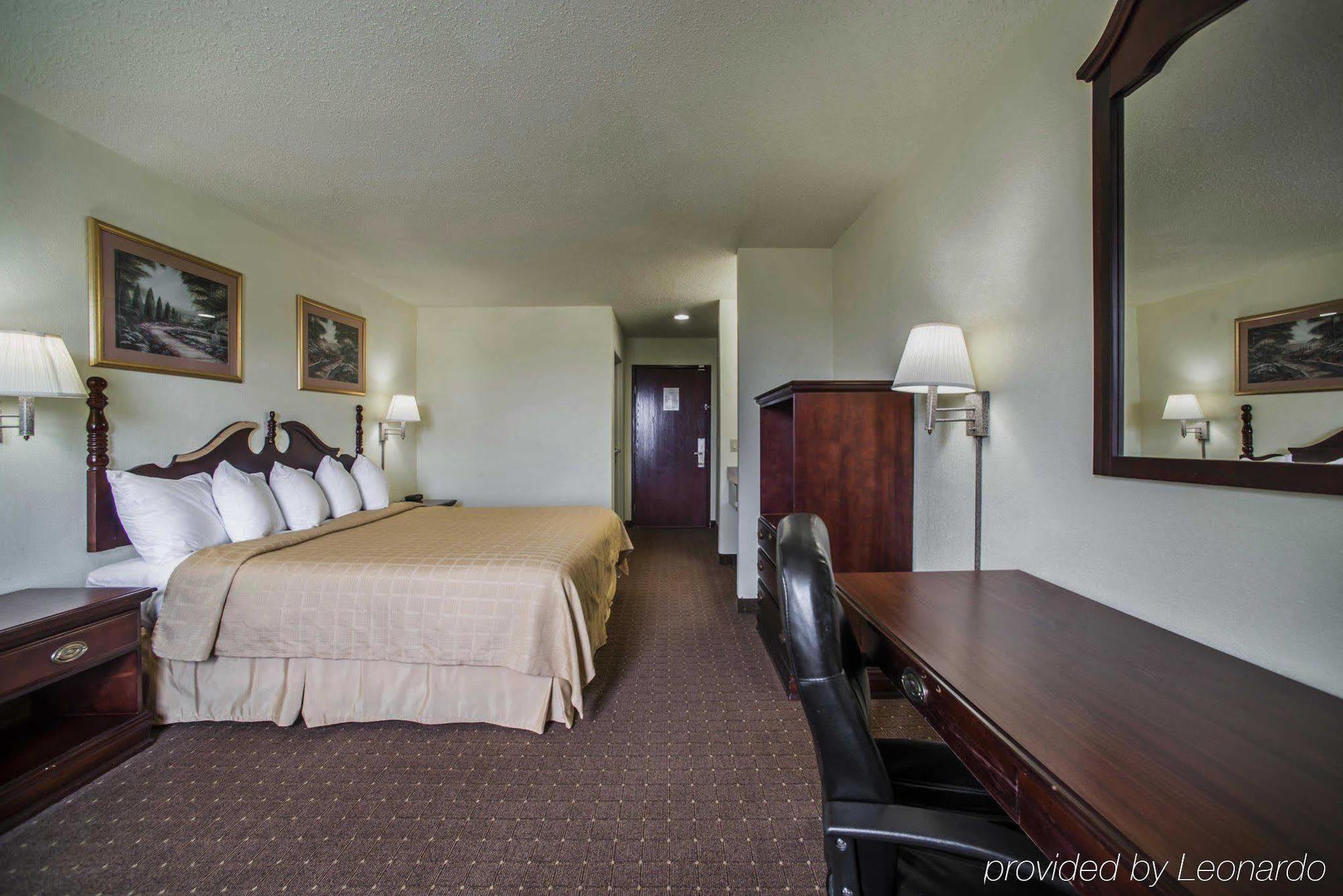 Super 8 By Wyndham Harrisburg Hotel Luaran gambar